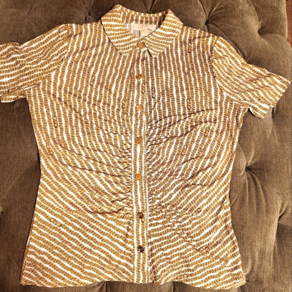 💛🤍 Never Been Used & NWT MK Gold Chainlike Print Blouse 💛🤍